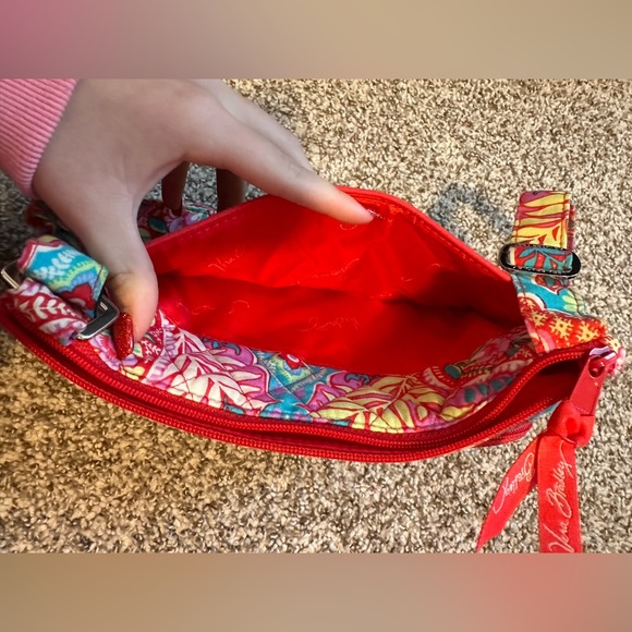 BRAND NEW Vera Bradley - Picture 4 of 5
